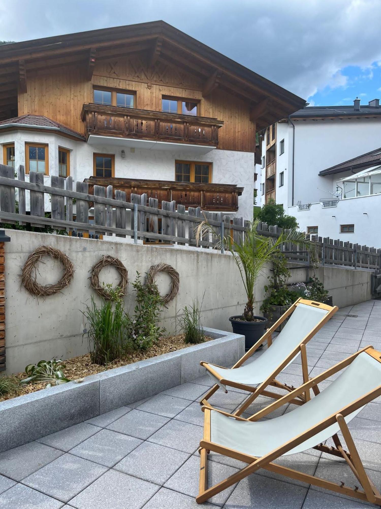 Alpenzeit Ladis Exterior foto